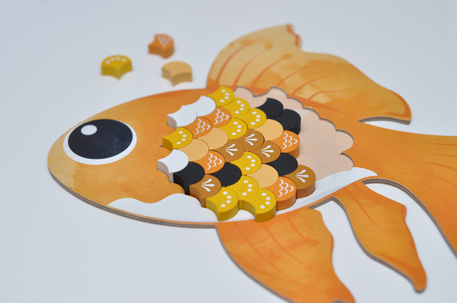 Freshwater Tank - The Educational Board Game of Fish Compatibility, Winner  of 5 Awards, Family Board Game, 2 to 4+ Players, Ages 6+